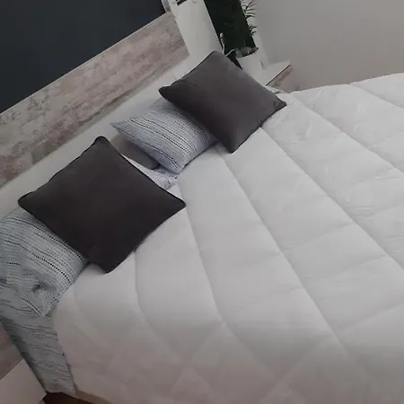 Familiar Apartment